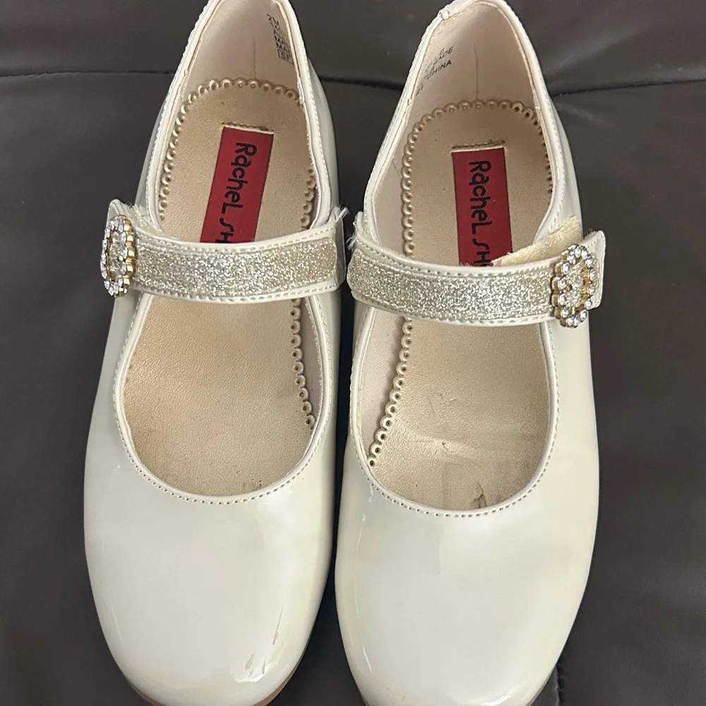 Rachel Shoes Cream Patent Mary Jane with Rhinestone Buckle size 2